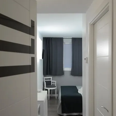 Hospedium Cla - Boutique 2*